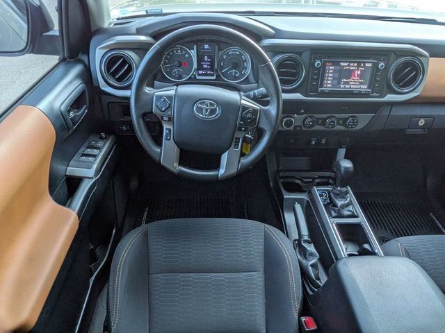 Used 2019 Toyota Tacoma SR5 AWD/4WD image 16