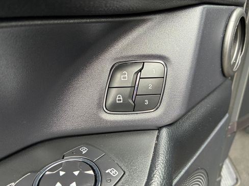 Used 2019 Ford Expedition Limited w/ Special Edition Package RWD image 10