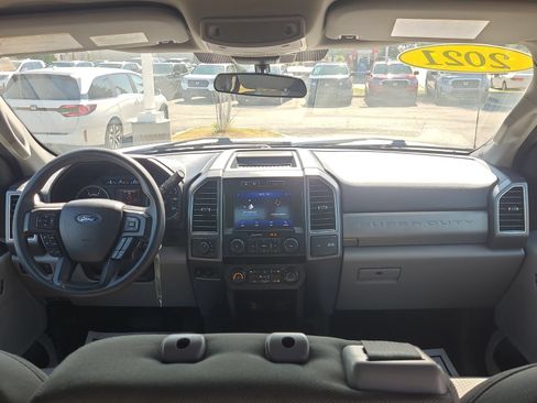 Used 2021 Ford F250 XLT AWD/4WD image 18