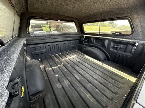Used 2018 Ford F150 XLT w/ Equipment Group 302A Luxury image 8