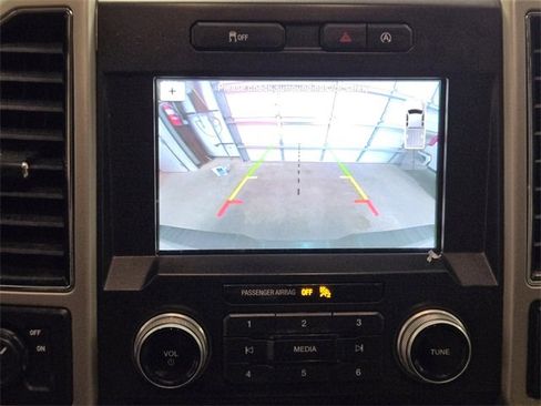 Used 2018 Ford F150 Lariat w/ Equipment Group 502A Luxury image 21