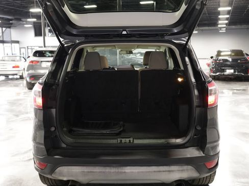 Used 2017 Ford Escape SE w/ SE Cold Weather Package AWD/4WD image 27