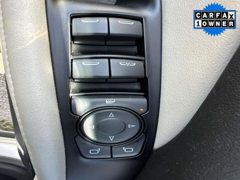 Used 2023 Buick Enclave Essence image 20