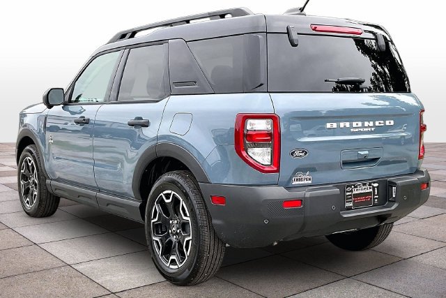 New 2026 Ford Bronco Sport Outer Banks w/ Outer Banks Tech Package+ AWD/4WD image 3