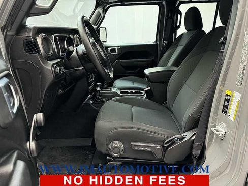 Used 2022 Jeep Wrangler Unlimited Sport image 12
