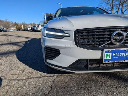Used 2022 Volvo S60 T8 R-Design Expression w/ Protection Package Premier image 10