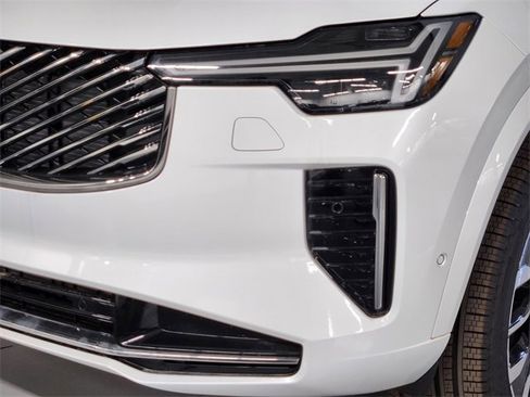 New 2026 Volvo XC90 B6 Plus w/ Protection Package Premier image 12