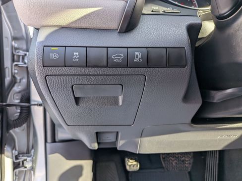 Used 2022 Toyota Camry LE image 14