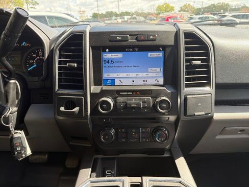 Used 2018 Ford F150 XLT w/ Equipment Group 302A Luxury image 22