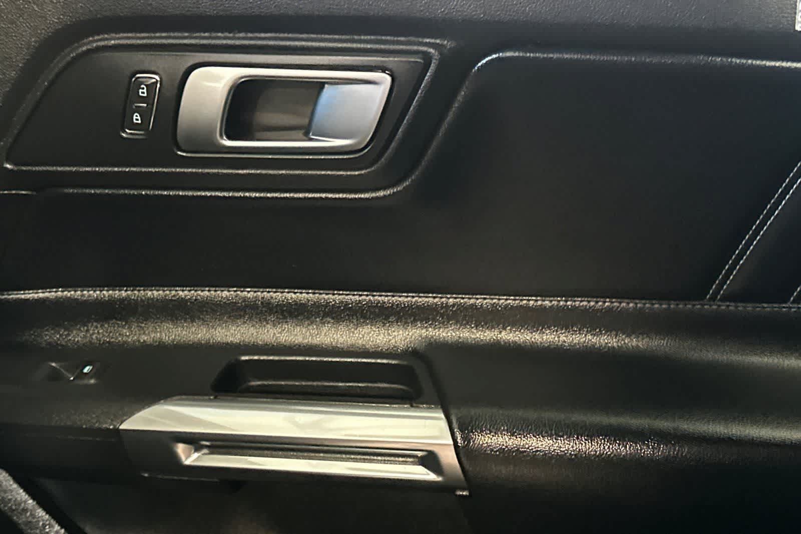 Used 2022 Ford Mustang GT Premium RWD image 18