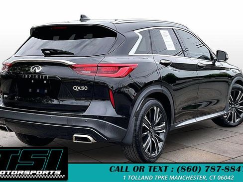 Used 2021 INFINITI QX50 Luxe w/ Appearance Package AWD/4WD image 2