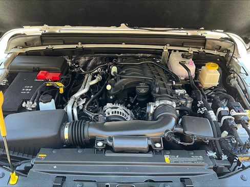 New 2026 Jeep Gladiator Sport AWD/4WD image 11