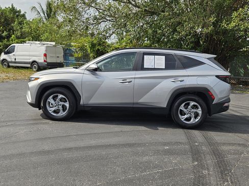 Used 2023 Hyundai Tucson SEL image 2