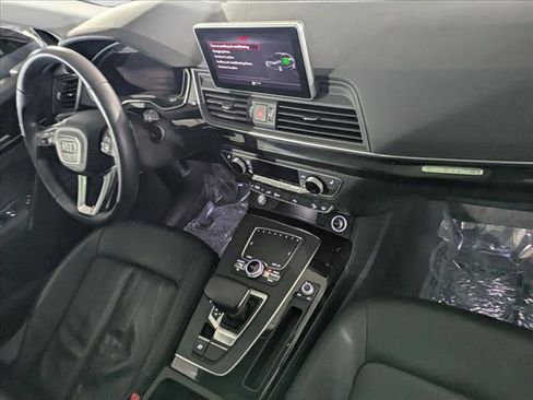 Used 2020 Audi Q5 e Premium Plus w/ Premium Plus Package image 28