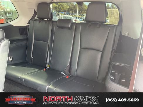 Used 2026 Toyota Grand Highlander AWD image 17