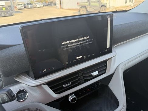 New 2025 Ford Explorer Active w/ Active Comfort Package image 14