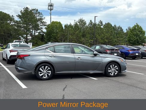 Used 2022 Nissan Altima 2.5 S FWD image 5