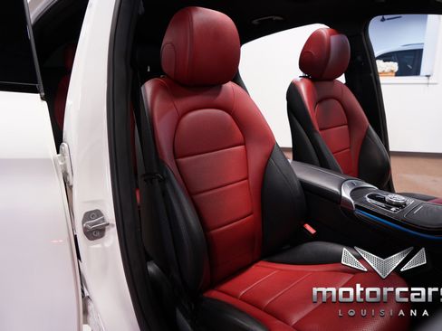 Used 2019 Mercedes-Benz GLC 300 4MATIC Coupe image 26