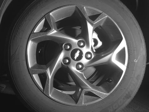 Used 2025 Chevrolet Trax LT FWD image 14