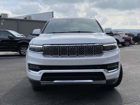 Used 2022 Jeep Grand Wagoneer Series III image 9