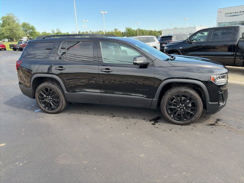 Used 2022 GMC Acadia SLT w/ Elevation Edition AWD/4WD image 2