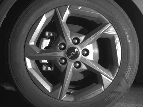 Used 2025 Kia K4 LXS image 12