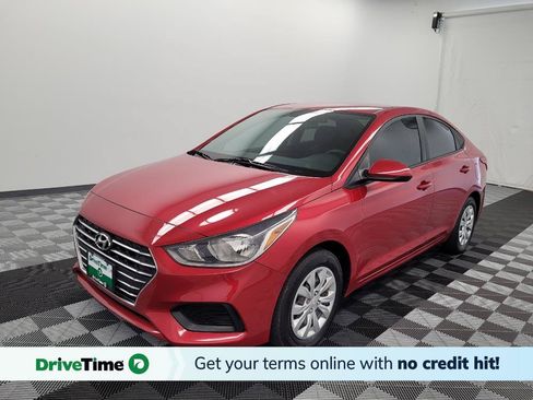 Used 2022 Hyundai Accent SE w/ Cargo Package FWD image 1