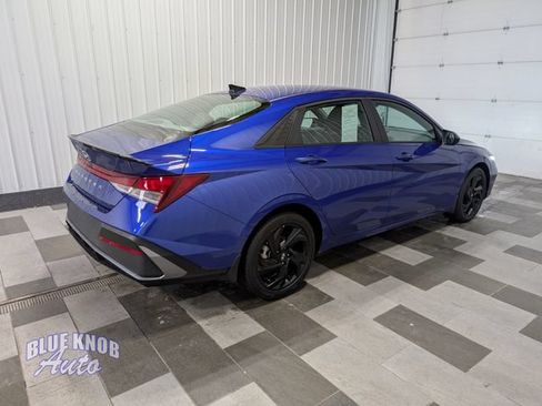 Used 2026 Hyundai Elantra Sport FWD image 4