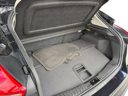 Used 2017 Ford Focus Electric Hatchback FWD image 12