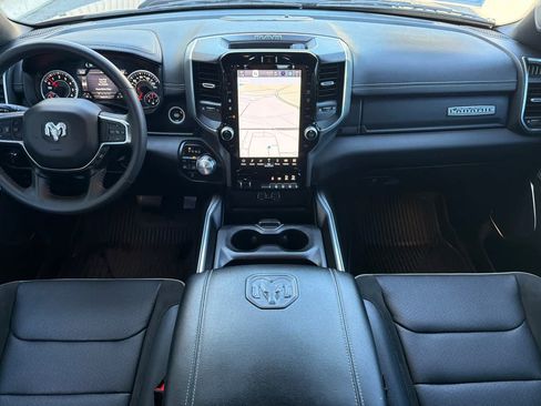 Used 2024 RAM 1500 Laramie AWD/4WD image 3