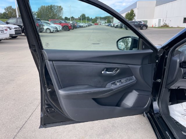 Used 2024 Nissan Sentra SV FWD image 20