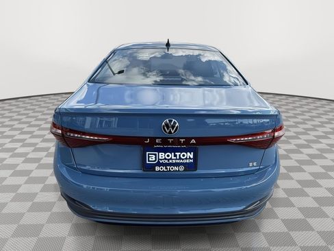 New 2025 Volkswagen Jetta SE image 8
