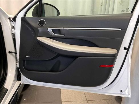 Used 2021 Hyundai Sonata Limited w/ Cargo Package image 12