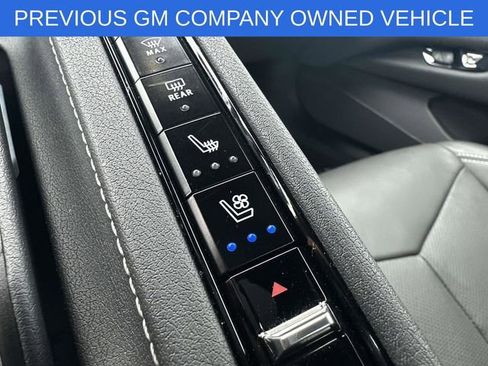 Used 2025 Chevrolet Corvette Stingray Preferred Conv w/ Z51 Performance Package RWD image 27