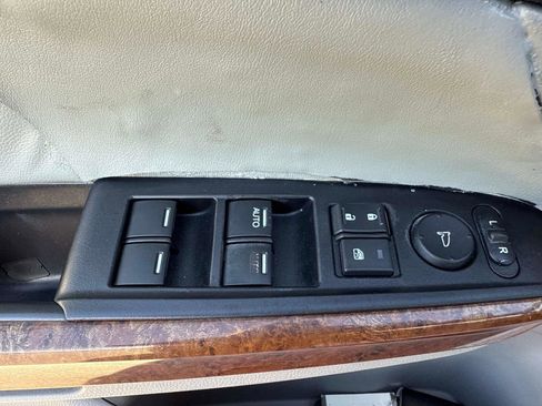 Used 2012 Honda Accord EX-L image 19