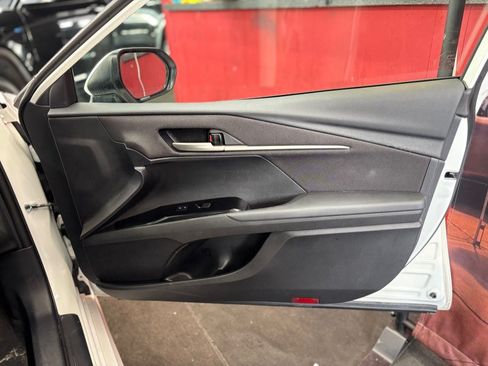 Used 2025 Toyota Camry LE FWD image 24