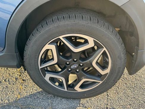 Used 2019 Subaru Crosstrek 2.0i Limited w/ Moonroof Package w/Navigation AWD/4WD image 9