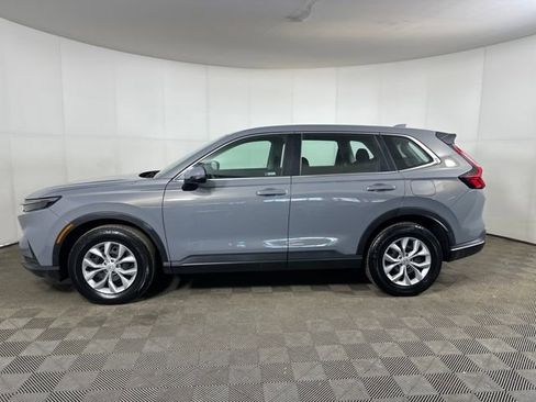 Used 2023 Honda CR-V LX image 6
