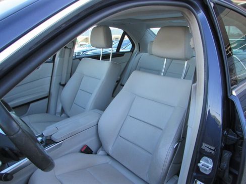 Used 2014 Mercedes-Benz E 350 Sedan image 9