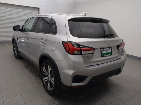 Used 2022 Mitsubishi Outlander Sport SE image 5