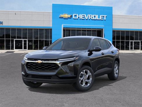 New 2026 Chevrolet Trax LS w/ LS Convenience Package image 6