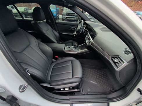 Used 2020 BMW 330i xDrive Sedan w/ Convenience Package image 15