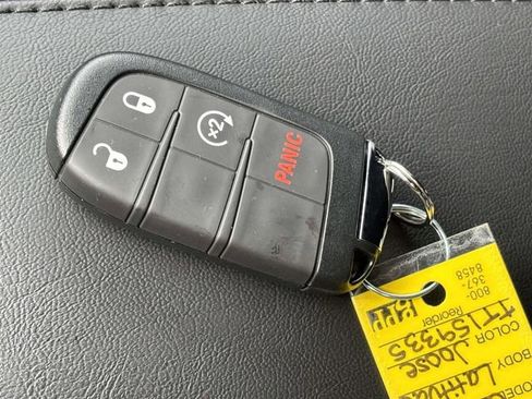 New 2026 Jeep Compass Latitude image 22