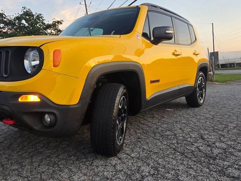Used 2015 Jeep Renegade Trailhawk w/ Popular Equipment Group image 13