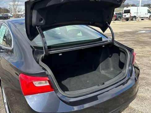 Used 2023 Chevrolet Malibu LT image 12