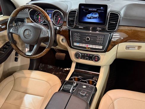 Used 2018 Mercedes-Benz GLS 450 4MATIC image 4