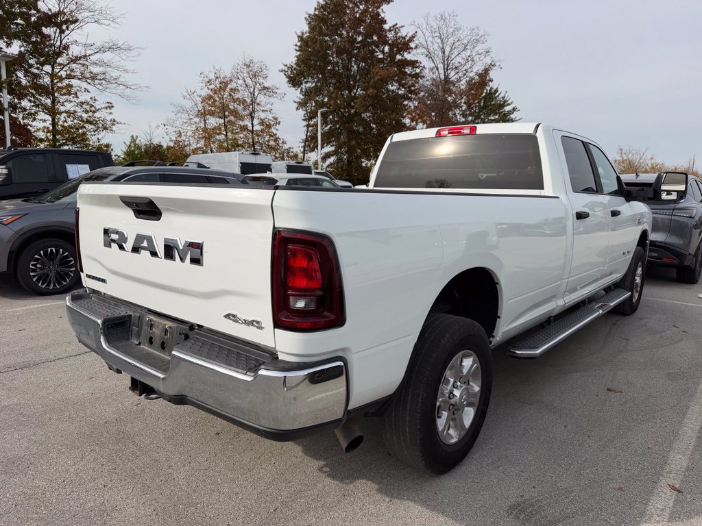 Used 2026 RAM 2500 Big Horn AWD/4WD image 3