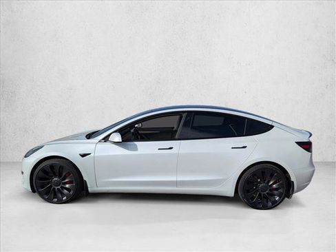Used 2022 Tesla Model 3 Performance image 8