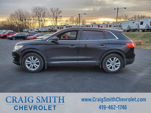 Used 2016 Lincoln MKX Premiere image 3
