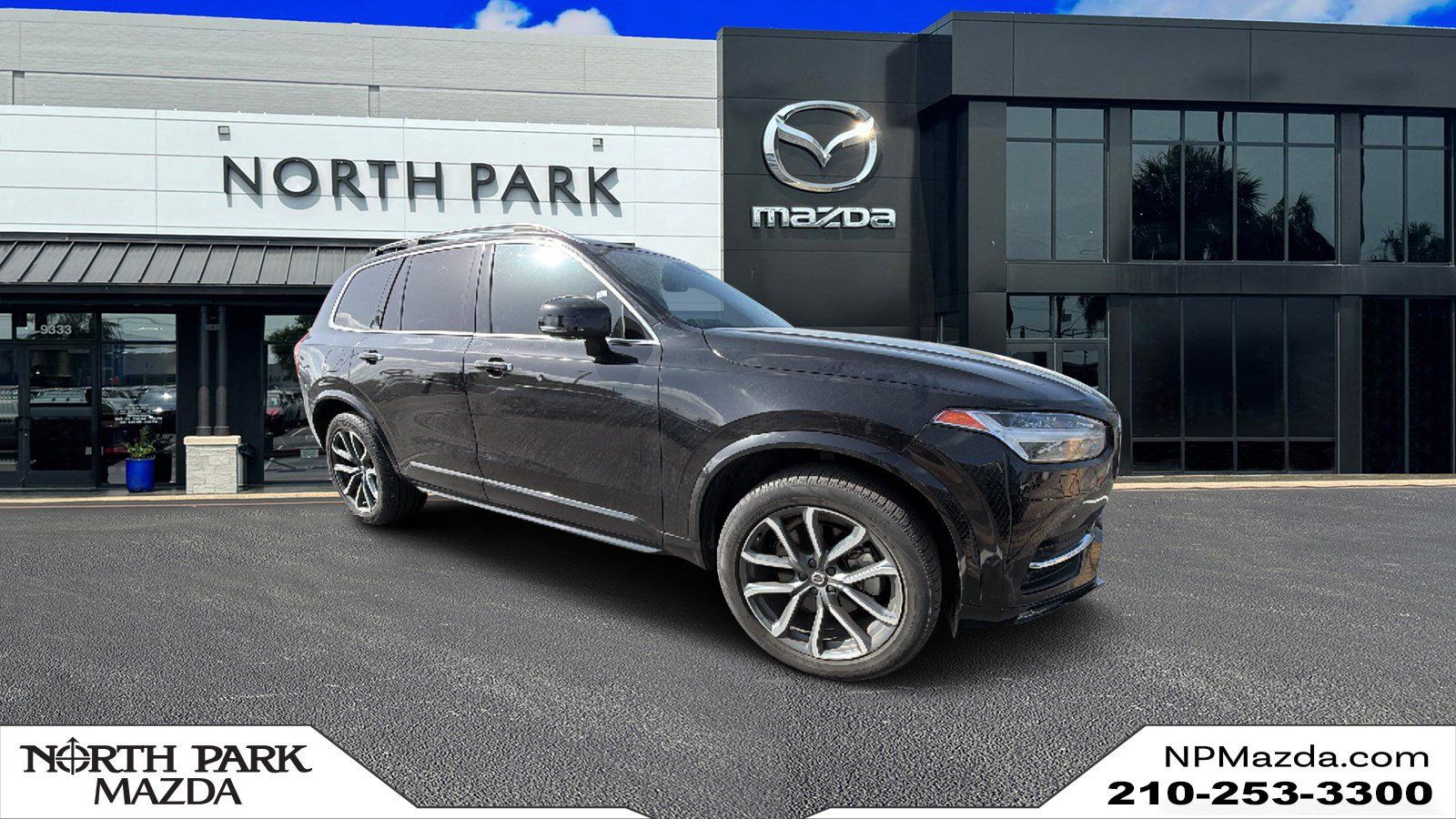 Used 2016 Volvo XC90 T6 Momentum w/ Momentum Plus Package AWD/4WD image 1